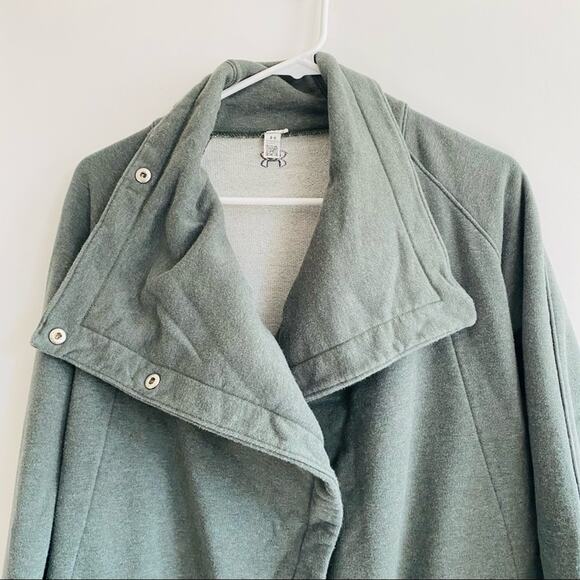 Women’s wrap sweatshirt Under Armour green gray - Picture 4 of 8